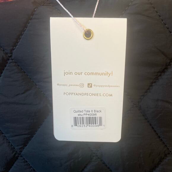 NWT Poppy & Peonies Quilted Tote It in Black pink interior holds laptop GIFT! - Picture 4 of 7